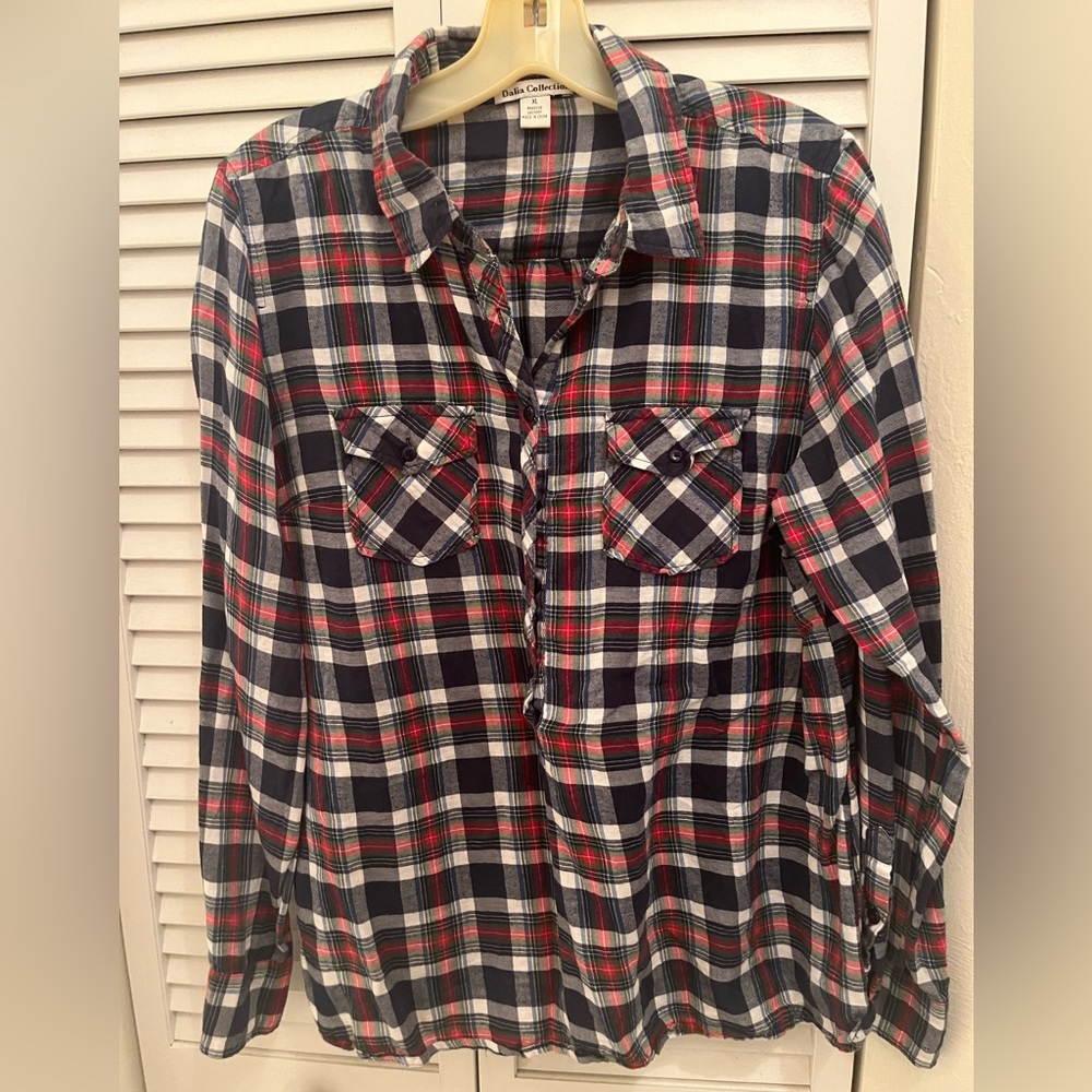 Popover Plaid Blouse.